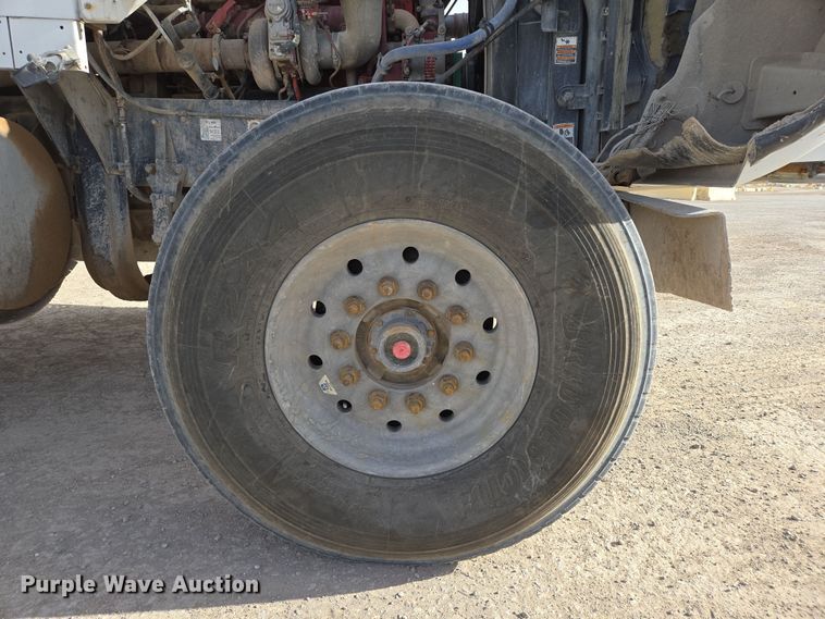 image for item DW1842 2009 Kenworth W900 ready mix truck