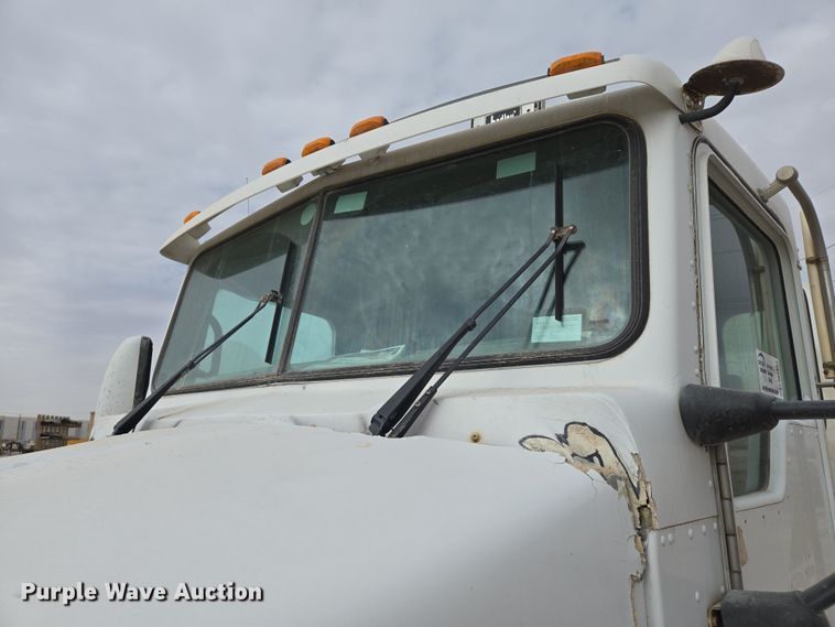 image for item DW1843 2008 Kenworth W900 ready mix truck