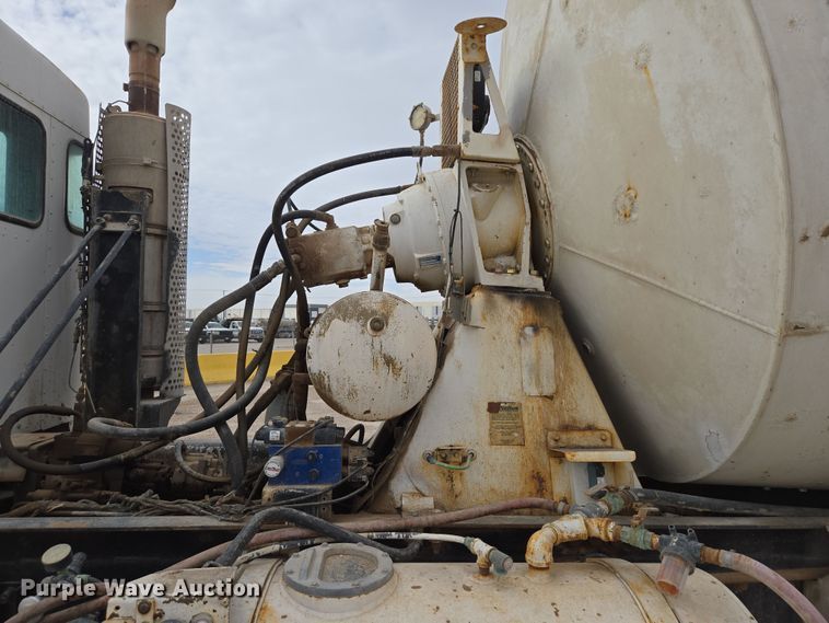 image for item DW1843 2008 Kenworth W900 ready mix truck