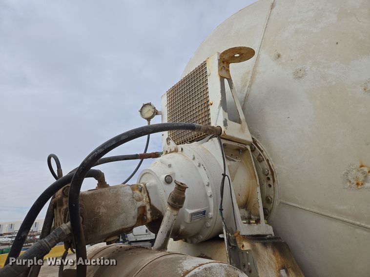 image for item DW1843 2008 Kenworth W900 ready mix truck