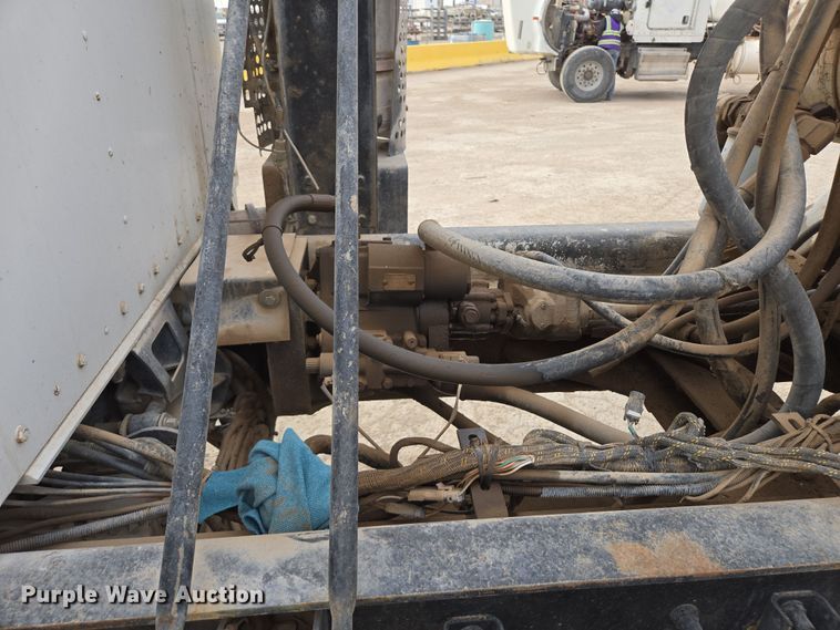 image for item DW1843 2008 Kenworth W900 ready mix truck