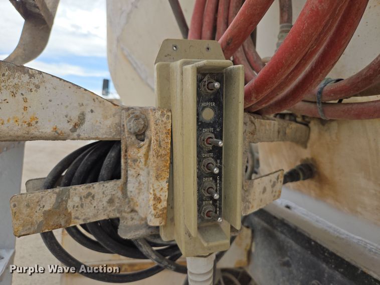 image for item DW1843 2008 Kenworth W900 ready mix truck