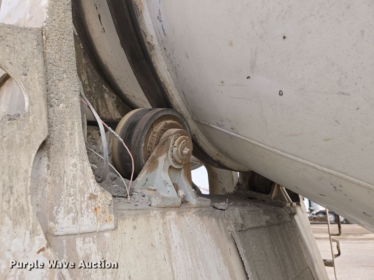 image for item DW1843 2008 Kenworth W900 ready mix truck