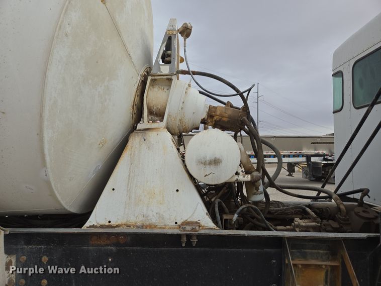 image for item DW1843 2008 Kenworth W900 ready mix truck