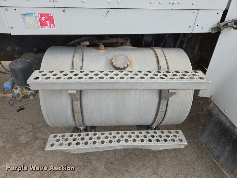 image for item DW1843 2008 Kenworth W900 ready mix truck