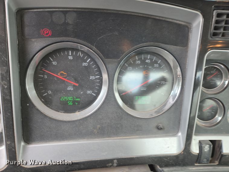 image for item DW1843 2008 Kenworth W900 ready mix truck