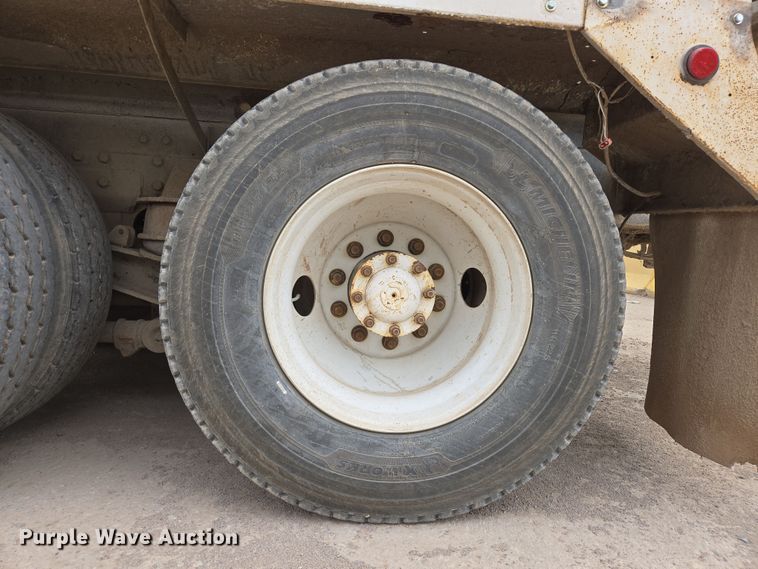 image for item DW1843 2008 Kenworth W900 ready mix truck