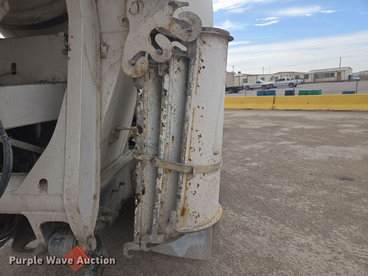 image for item DW1844 2009 Kenworth W900 ready mix truck