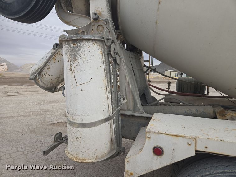 image for item DW1844 2009 Kenworth W900 ready mix truck