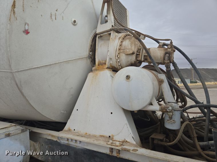 image for item DW1844 2009 Kenworth W900 ready mix truck