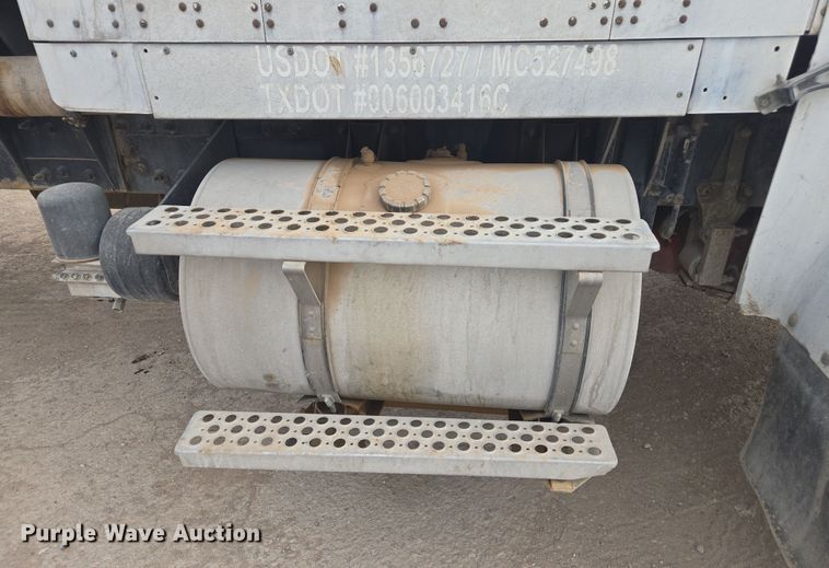 image for item DW1844 2009 Kenworth W900 ready mix truck