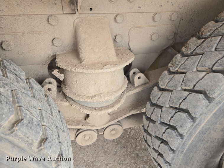 image for item DW1844 2009 Kenworth W900 ready mix truck