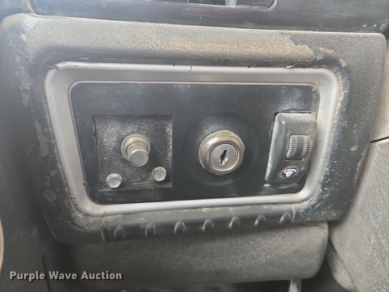 image for item DW1844 2009 Kenworth W900 ready mix truck