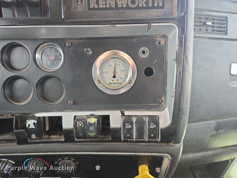 image for item DW1844 2009 Kenworth W900 ready mix truck