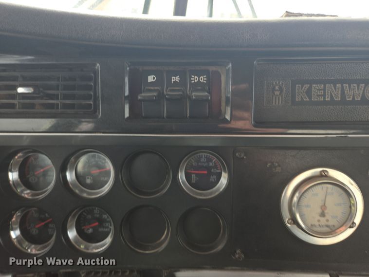 image for item DW1844 2009 Kenworth W900 ready mix truck