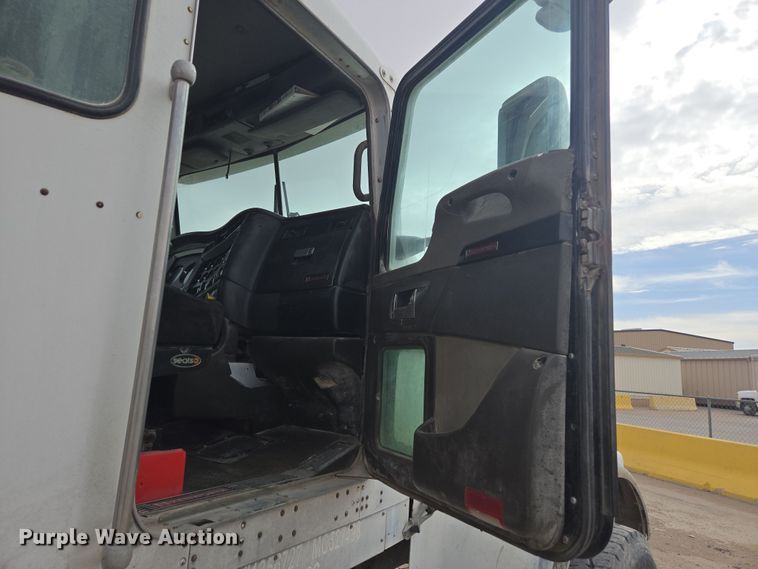 image for item DW1844 2009 Kenworth W900 ready mix truck