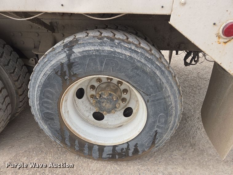 image for item DW1844 2009 Kenworth W900 ready mix truck