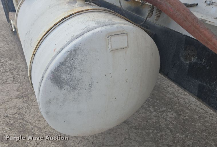 image for item DW1845 2009 Kenworth W900 ready mix truck