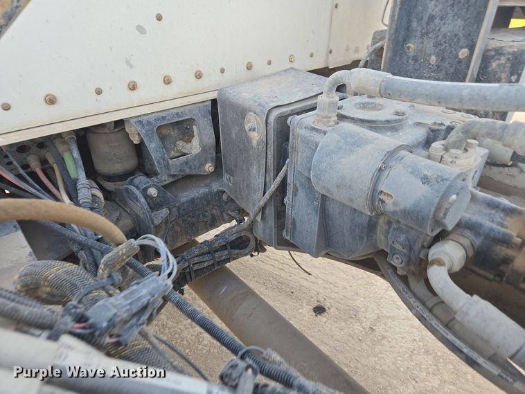 image for item DW1845 2009 Kenworth W900 ready mix truck