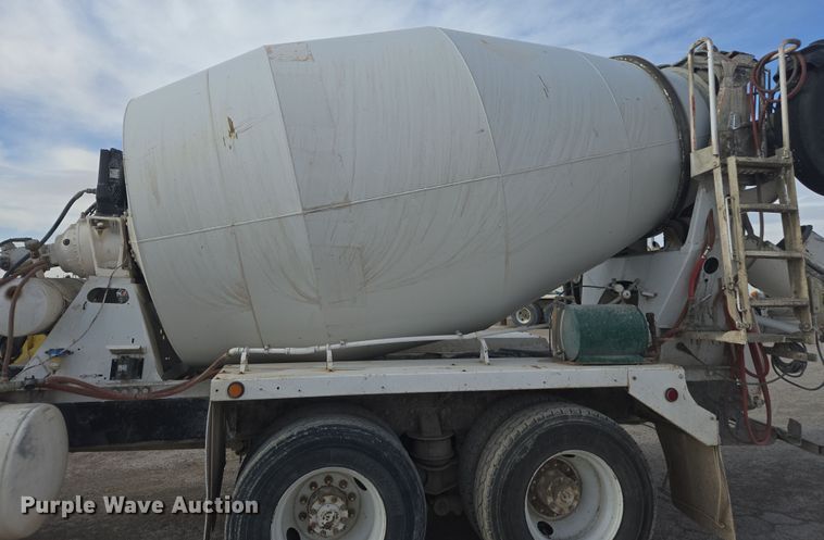 image for item DW1845 2009 Kenworth W900 ready mix truck