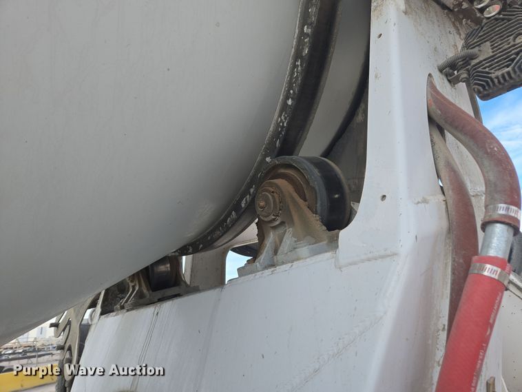 image for item DW1845 2009 Kenworth W900 ready mix truck