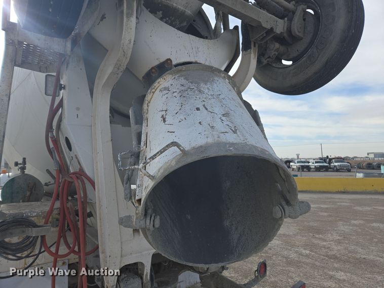 image for item DW1845 2009 Kenworth W900 ready mix truck