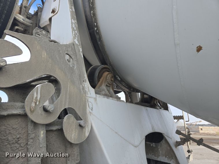 image for item DW1845 2009 Kenworth W900 ready mix truck