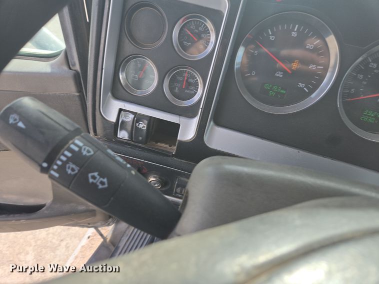 image for item DW1845 2009 Kenworth W900 ready mix truck