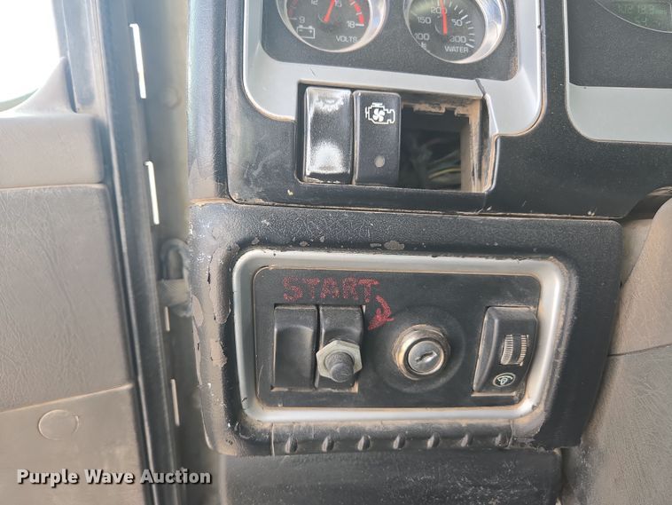 image for item DW1845 2009 Kenworth W900 ready mix truck