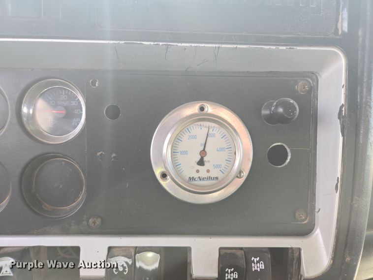 image for item DW1845 2009 Kenworth W900 ready mix truck