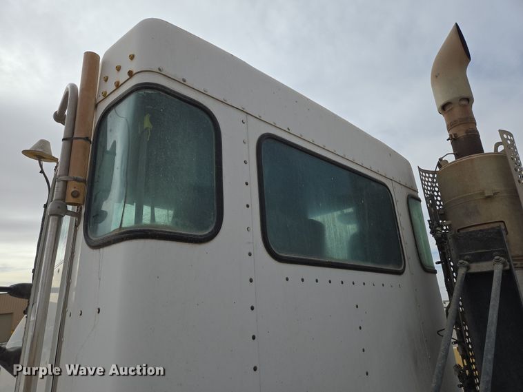 image for item DW1846 2008 Kenworth W900 ready mix truck