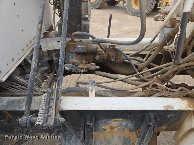 image for item DW1846 2008 Kenworth W900 ready mix truck