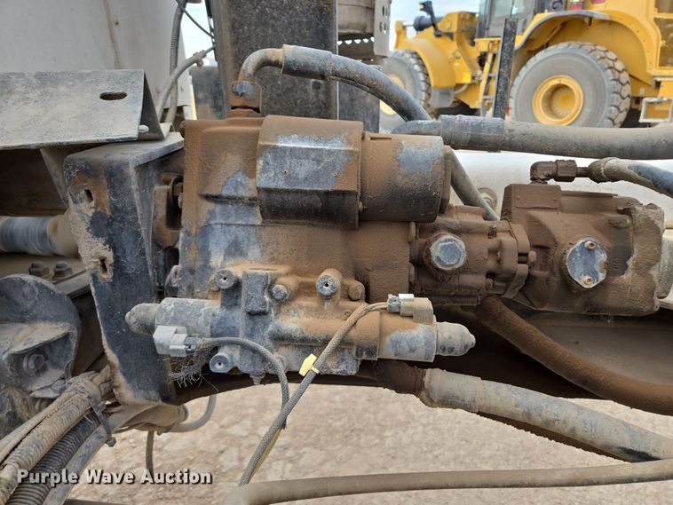 image for item DW1846 2008 Kenworth W900 ready mix truck