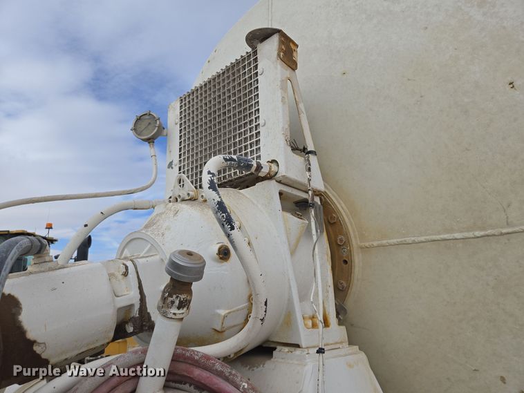 image for item DW1846 2008 Kenworth W900 ready mix truck