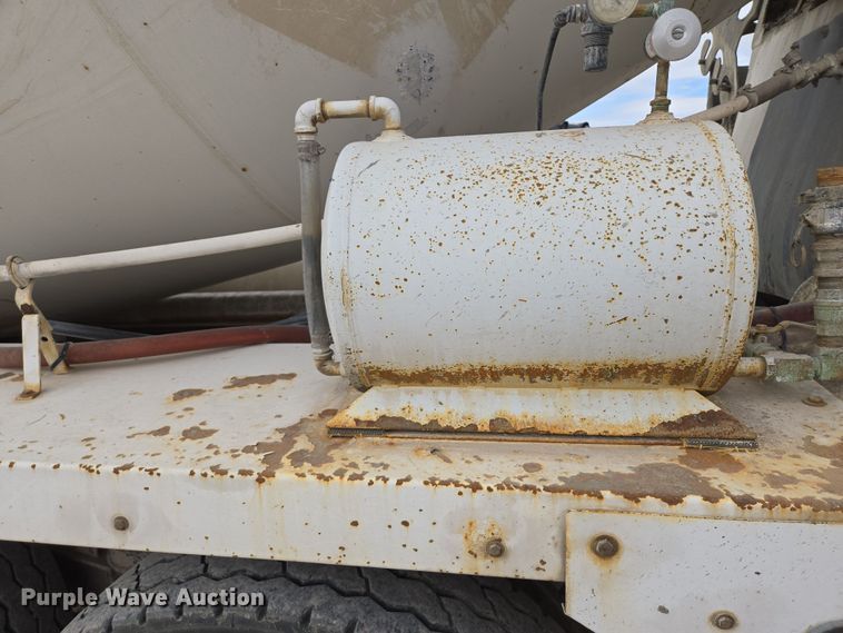 image for item DW1846 2008 Kenworth W900 ready mix truck