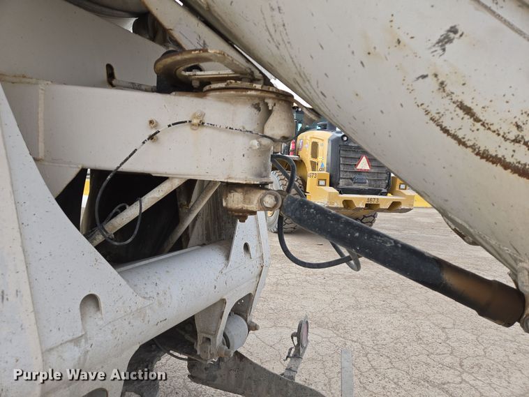 image for item DW1846 2008 Kenworth W900 ready mix truck