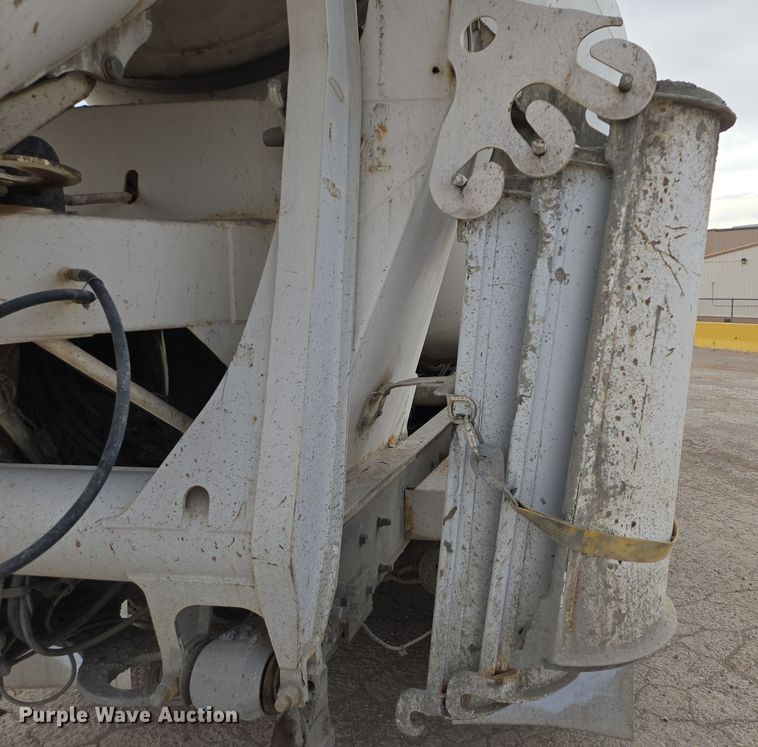 image for item DW1846 2008 Kenworth W900 ready mix truck