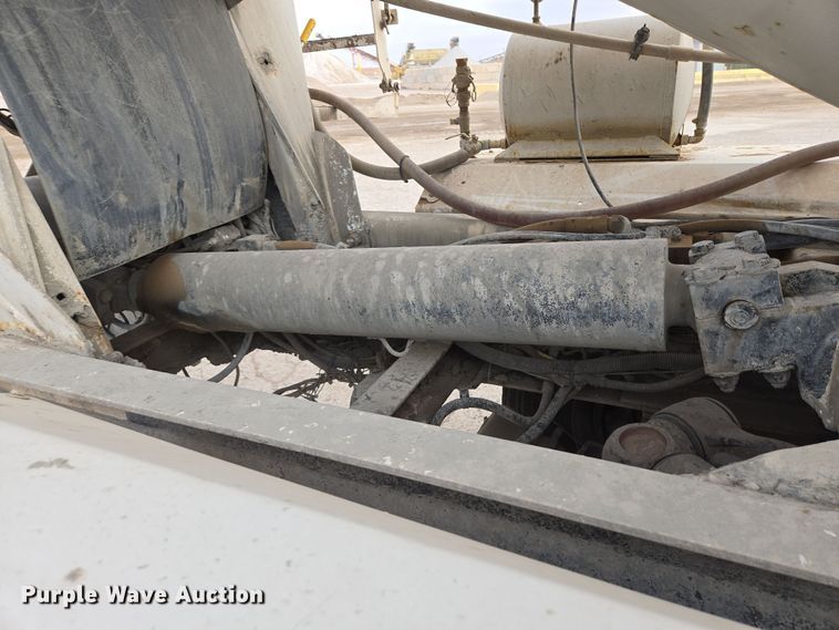 image for item DW1846 2008 Kenworth W900 ready mix truck