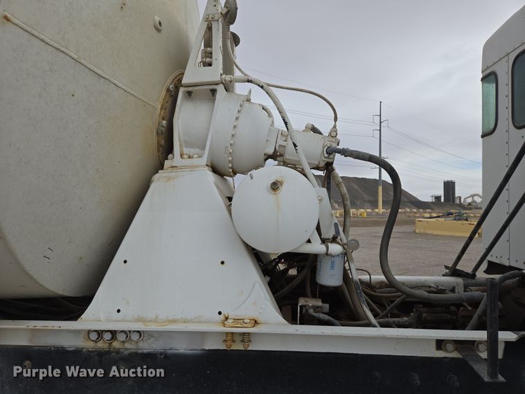 image for item DW1846 2008 Kenworth W900 ready mix truck