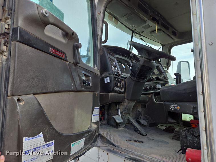 image for item DW1846 2008 Kenworth W900 ready mix truck