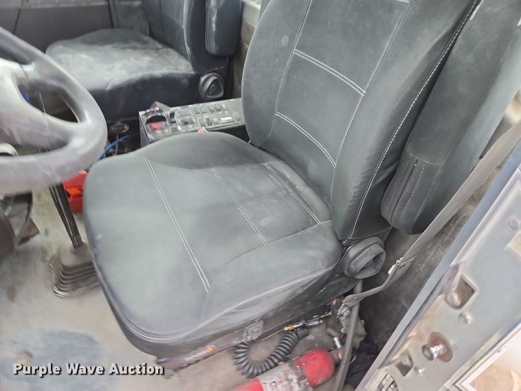 image for item DW1846 2008 Kenworth W900 ready mix truck