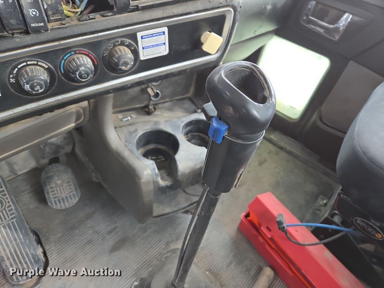 image for item DW1846 2008 Kenworth W900 ready mix truck