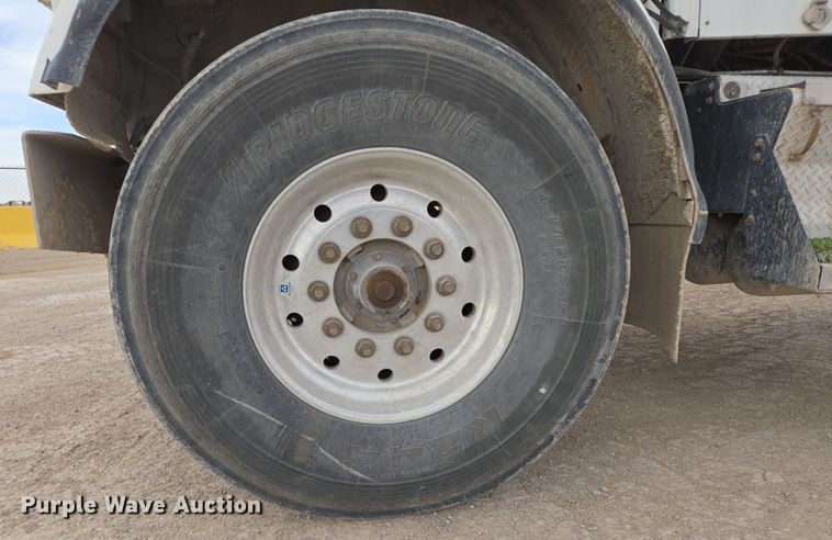 image for item DW1846 2008 Kenworth W900 ready mix truck