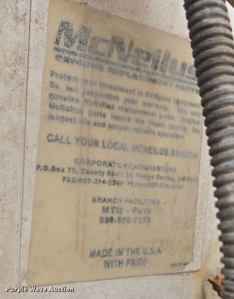 image for item DW1847 2011 Peterbilt 365 ready mix truck