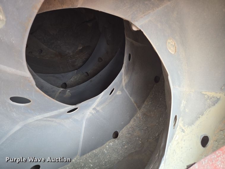 image for item DW1847 2011 Peterbilt 365 ready mix truck