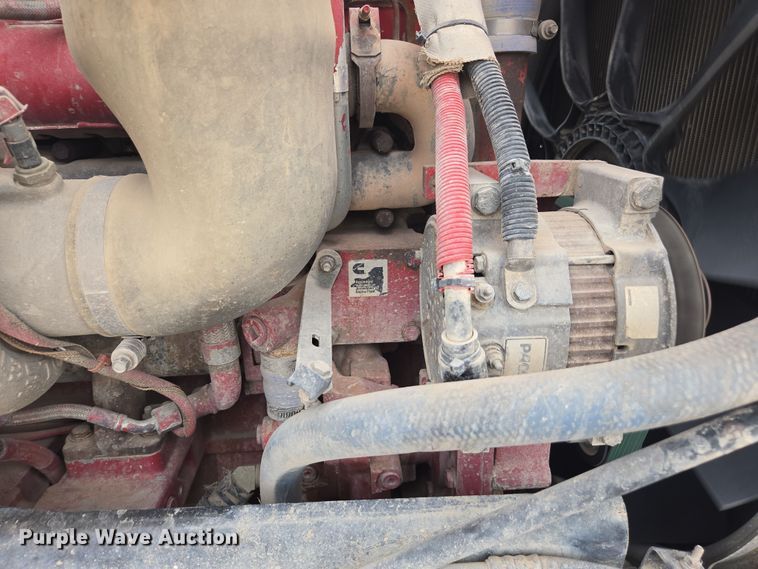 image for item DW1847 2011 Peterbilt 365 ready mix truck