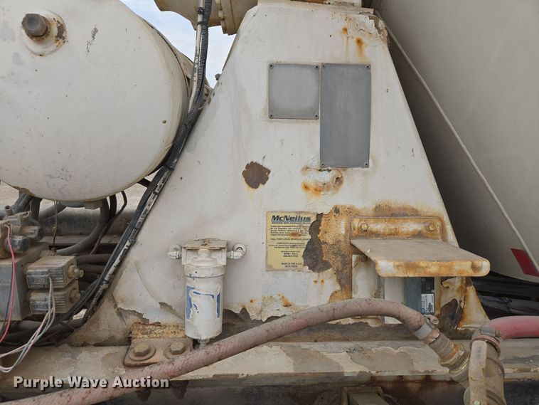 image for item DW1848 2008 Kenworth W900 ready mix truck