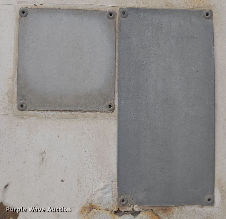 image for item DW1848 2008 Kenworth W900 ready mix truck