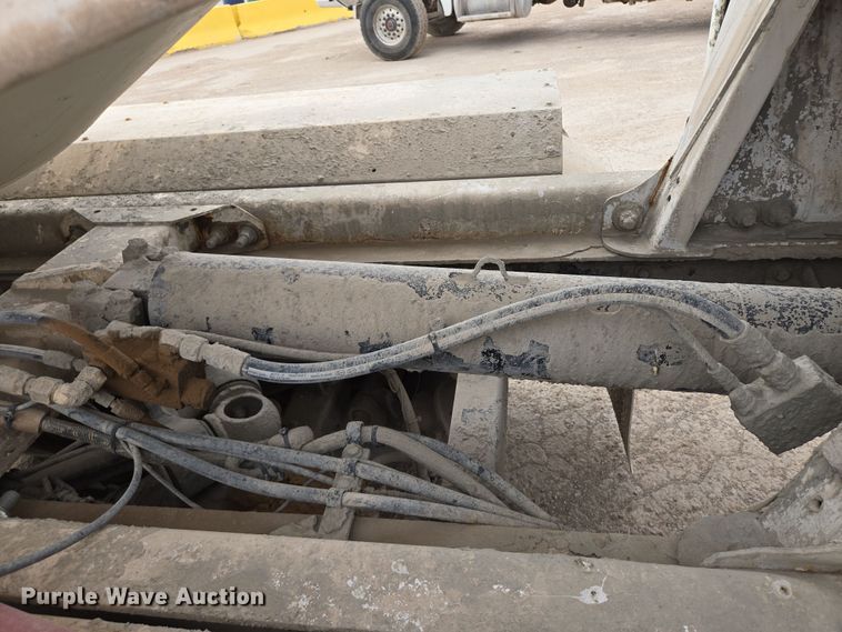 image for item DW1848 2008 Kenworth W900 ready mix truck