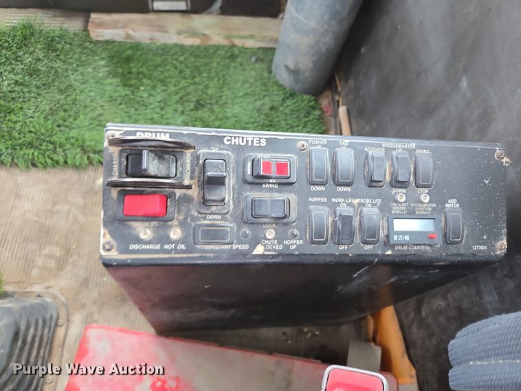 image for item DW1848 2008 Kenworth W900 ready mix truck